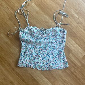 Realísian par Ana top in squiggle print!